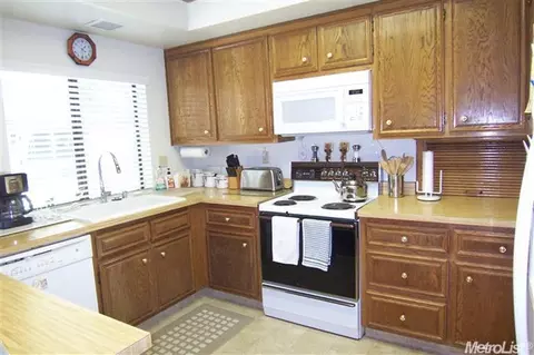 2174 Debutant Walk, Manteca, CA 95336 photo 7