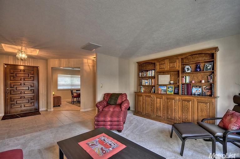 5233 Mckenzie Glen Ct, Carmichael, CA 95608 photo 4