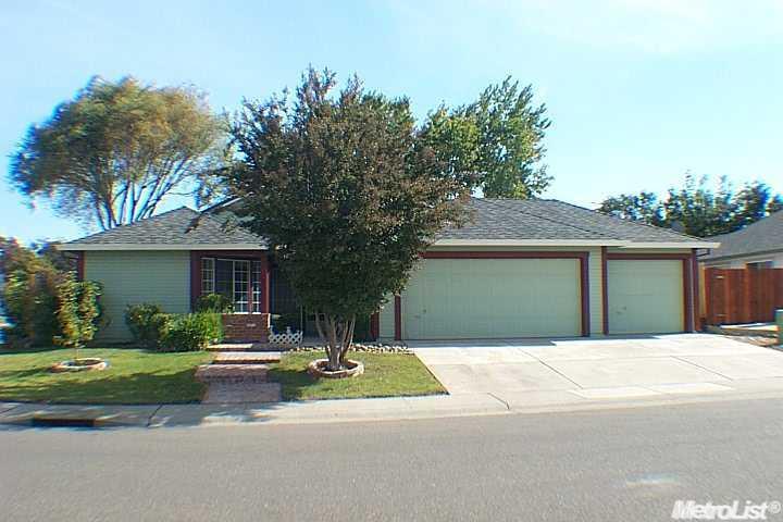 839 Driscol Dr, Galt, CA 95632 photo 5