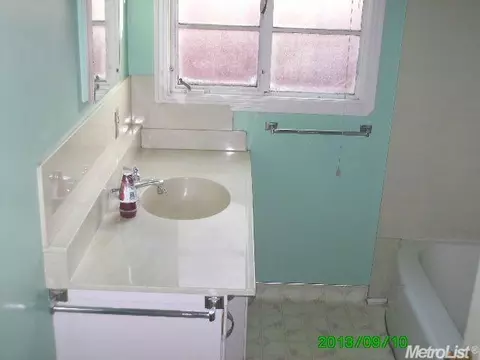 120 Calaveras, Modesto, CA 95354 photo 9