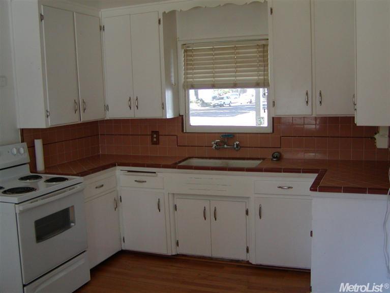 2302 Rivera Dr, Modesto, CA 95350 photo 4