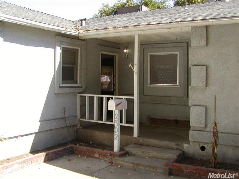2302 Rivera Dr, Modesto, CA 95350 photo 3