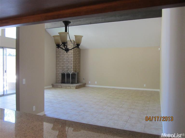 1944 Bur Oak Dr, Modesto, CA 95354 photo 5