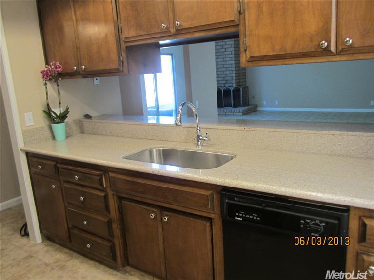 1944 Bur Oak Dr, Modesto, CA 95354 photo 2