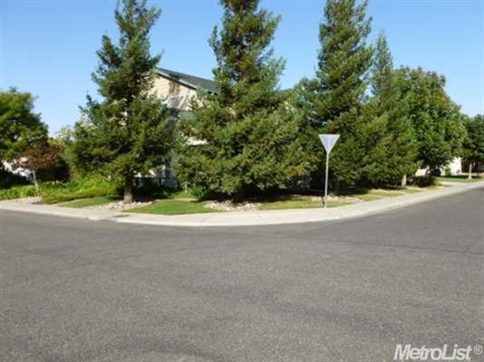 1917 Cobbler Ct, Modesto, CA 95356 photo 3