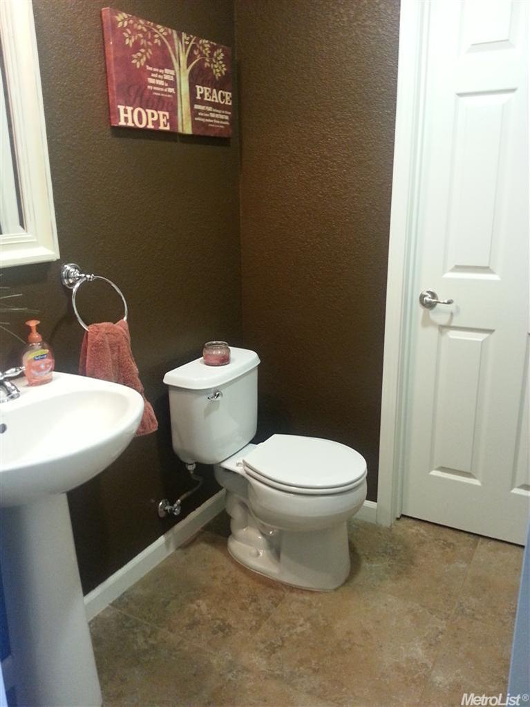 1127 Lucio St, Manteca, CA 95336 photo 8