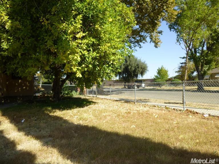 201 Locust St, Modesto, CA 95351 photo 13