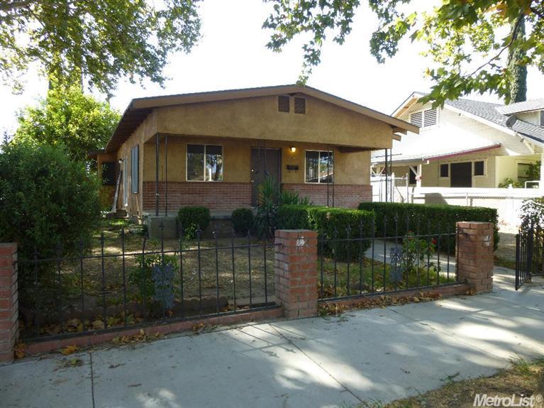 201 Locust St, Modesto, CA 95351 photo 1