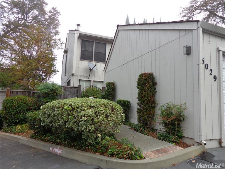 5029 Verdant Ln, Carmichael, CA 95608 photo 2