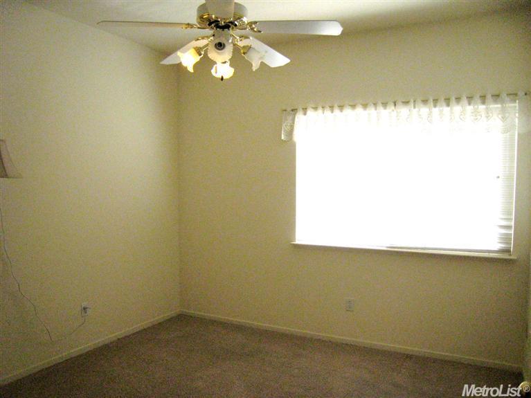 3370 Spring Garden Dr, Turlock, CA 95382 photo 10