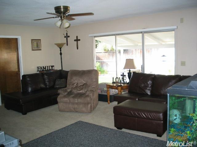 365 Hanover Ave, Turlock, CA 95382 photo 6