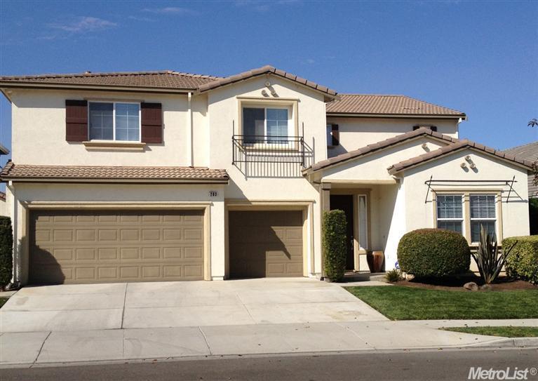 203 Abelia, Patterson, CA 95363 photo 1