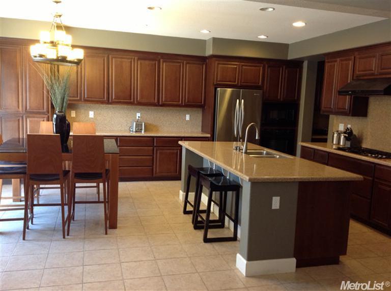 203 Abelia, Patterson, CA 95363 photo 7