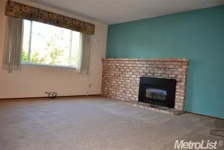 5312 Flagstone St, Carmichael, CA 95608 photo 3