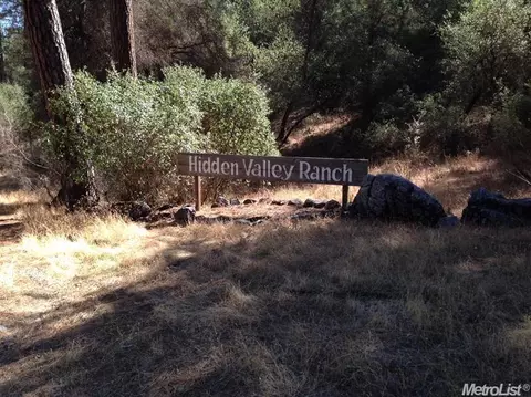 8777 Hidden Valley Rd, Mountain Ranch, CA 95246 photo 1