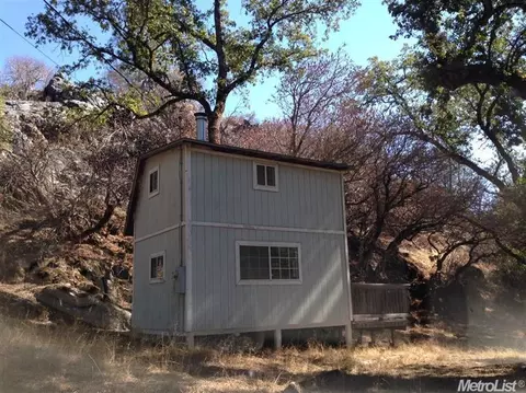 8777 Hidden Valley Rd, Mountain Ranch, CA 95246 photo 2