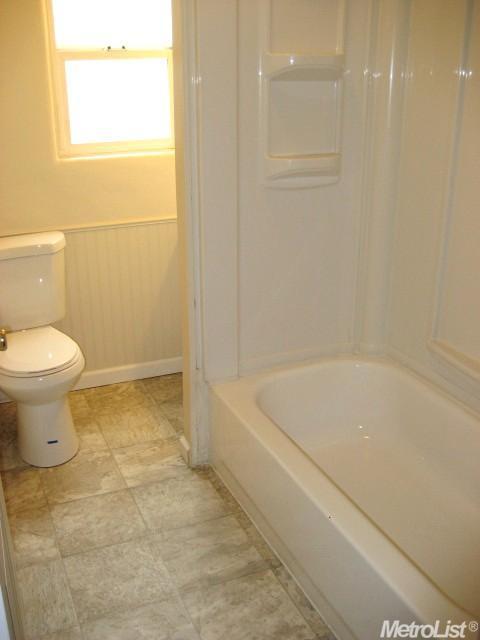 713 Elm Ave, Modesto, CA 95351 photo 9