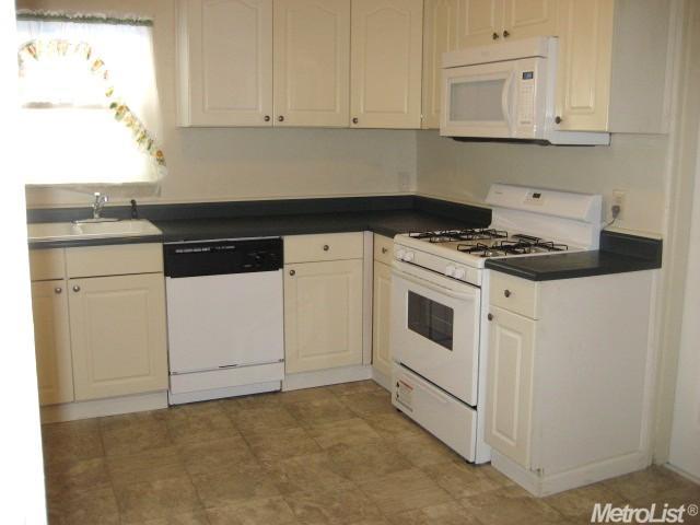 713 Elm Ave, Modesto, CA 95351 photo 3