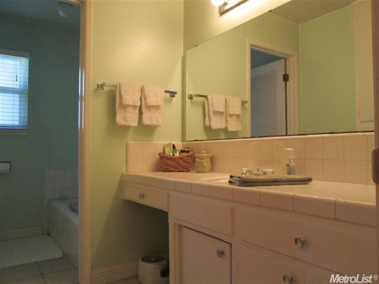1532 Delphine, Modesto, CA 95350 photo 14