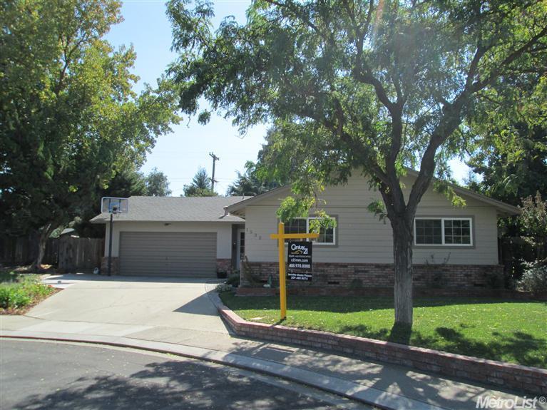 1532 Delphine, Modesto, CA 95350 photo 1