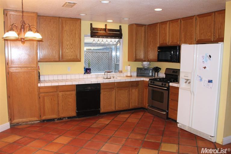 4021 Honey Rose, Antelope, CA 95843 photo 3