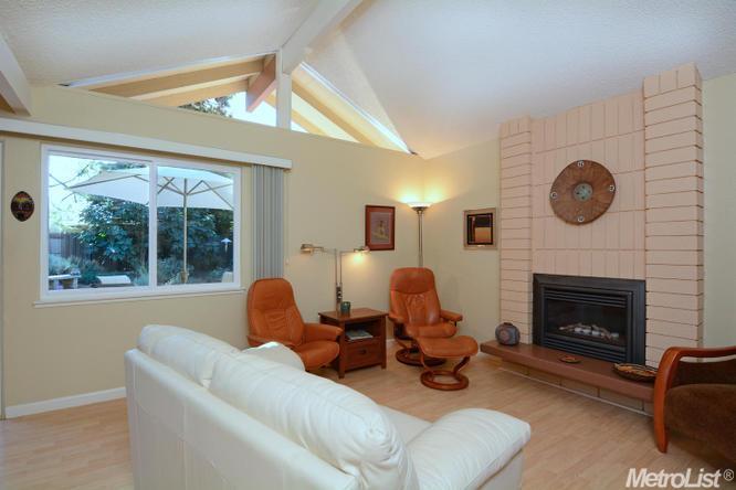 310 Hidalgo Pl, Davis, CA 95616 photo 5