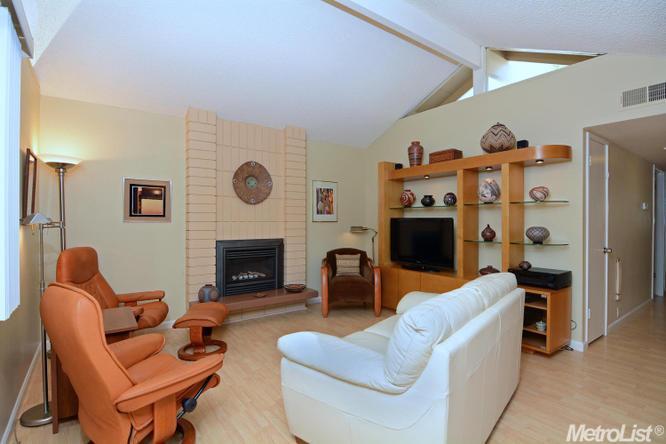 310 Hidalgo Pl, Davis, CA 95616 photo 4