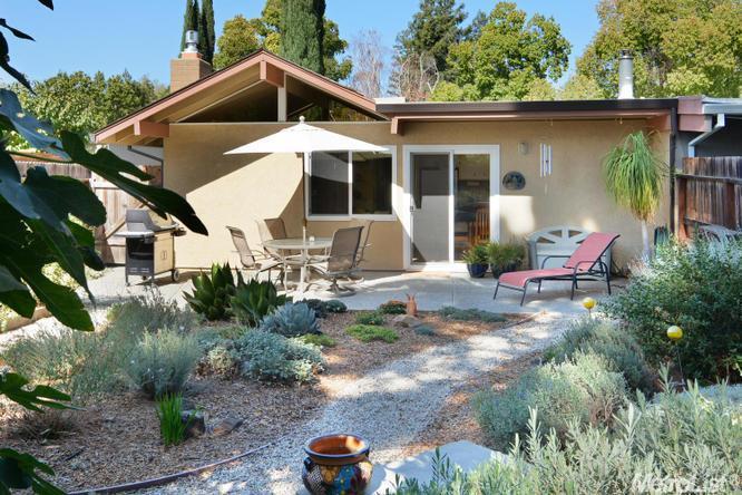 310 Hidalgo Pl, Davis, CA 95616 photo 1