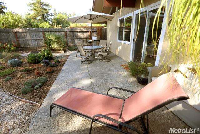 310 Hidalgo Pl, Davis, CA 95616 photo 2