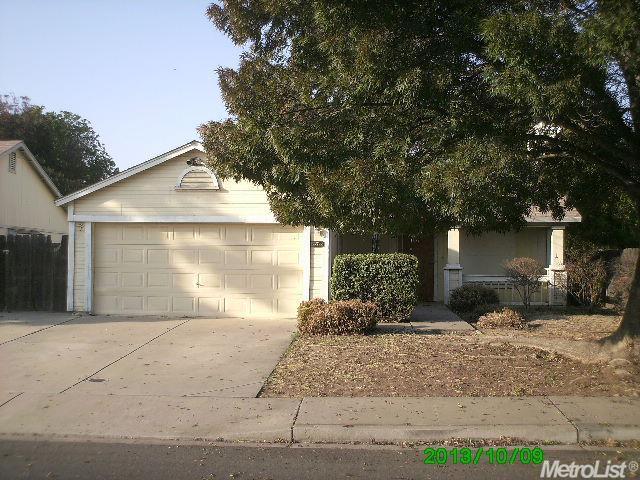 905 Souza, Modesto, CA 95351 photo 2
