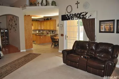 1750 Smith Dr, Turlock, CA 95382 photo 9