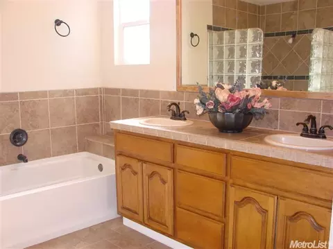 332 Watson St, Lodi, CA 95240 photo 14