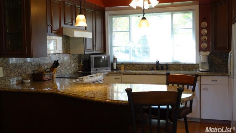 4705 Oakfield Cir, Carmichael, CA 95608 photo 7
