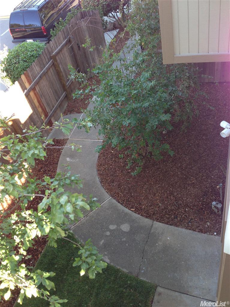 2052 Calaveras Ave, Davis, CA 95616 photo 20