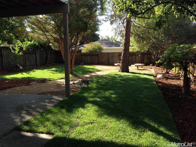 2052 Calaveras Ave, Davis, CA 95616 photo 17