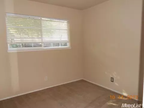 8852 Pershing Ave, Orangevale, CA 95662 photo 7