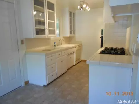 8852 Pershing Ave, Orangevale, CA 95662 photo 3
