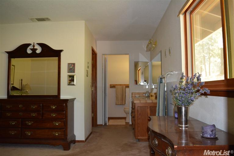4961 Lakeside Dr, Placerville, CA 95667 photo 16