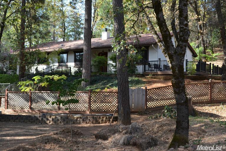 4961 Lakeside Dr, Placerville, CA 95667 photo 3