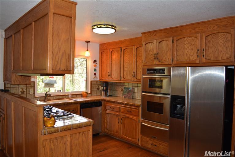 4961 Lakeside Dr, Placerville, CA 95667 photo 4