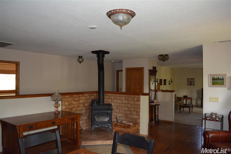 4961 Lakeside Dr, Placerville, CA 95667 photo 12