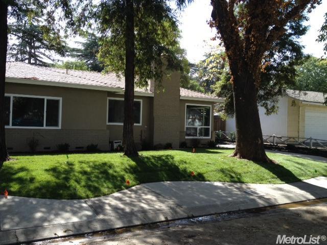 1022 Ashford Ct, Modesto, CA 95350 photo 2
