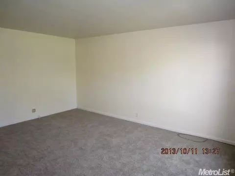 258 Martha St, Manteca, CA 95337 photo 7