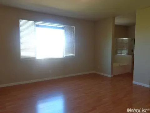 3421 Yerington Ct, Modesto, CA 95355 photo 16