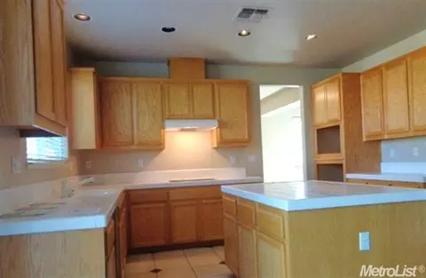 3421 Yerington Ct, Modesto, CA 95355 photo 6