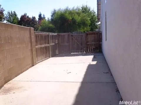 3421 Yerington Ct, Modesto, CA 95355 photo 25