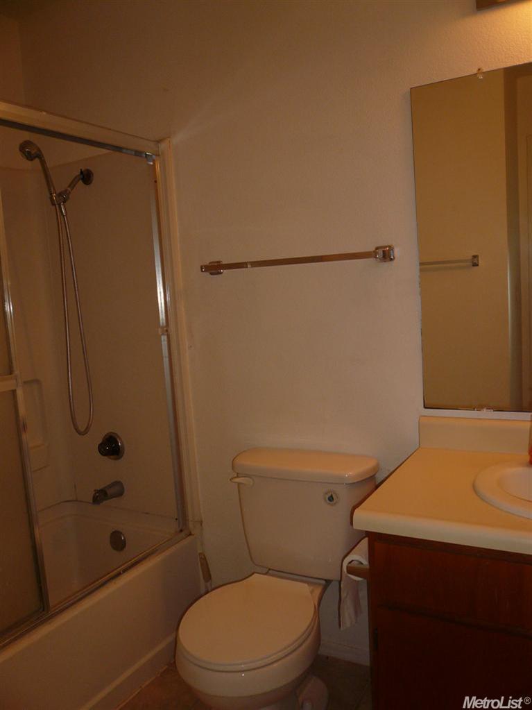 35 E Main St, Winters, CA 95694 photo 9