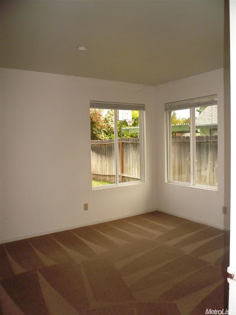 35 E Main St, Winters, CA 95694 photo 7