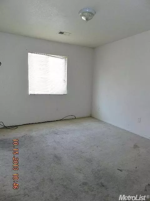 39 El Verano St, Merced, CA 95341 photo 13