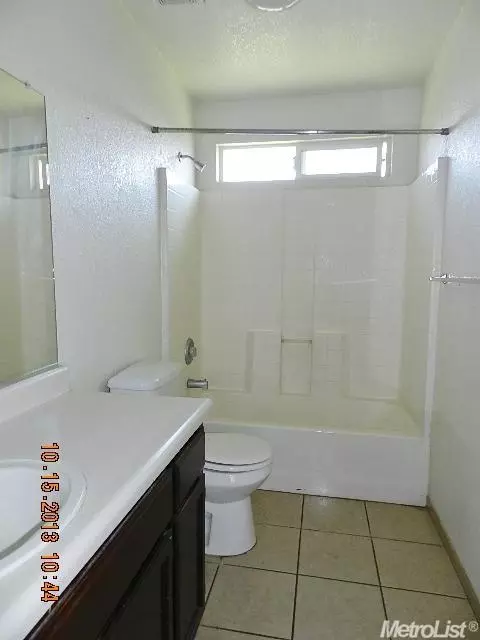 39 El Verano St, Merced, CA 95341 photo 12